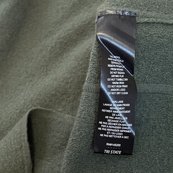 EFM-ENGINEERED FOR MOTION Converge Green Hooded Wool Pullover Sweater - Picture 7 of 11